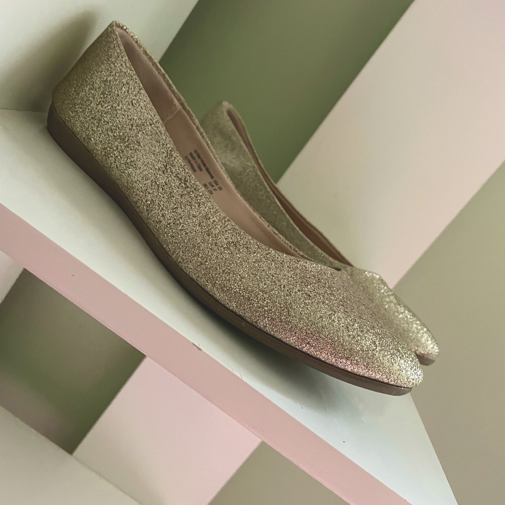 Sparkling Gold - American Eagle - Flats - Womens